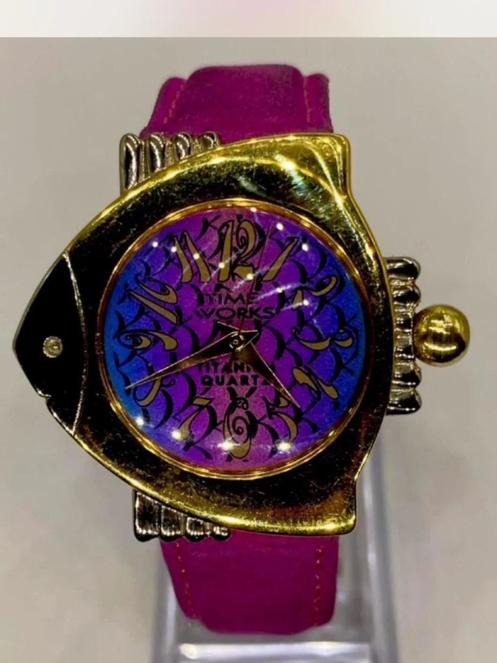 *** Time Works ^^^ Fish-Shaped Gold Tone Watch *** Vintage / Collectors ^^^